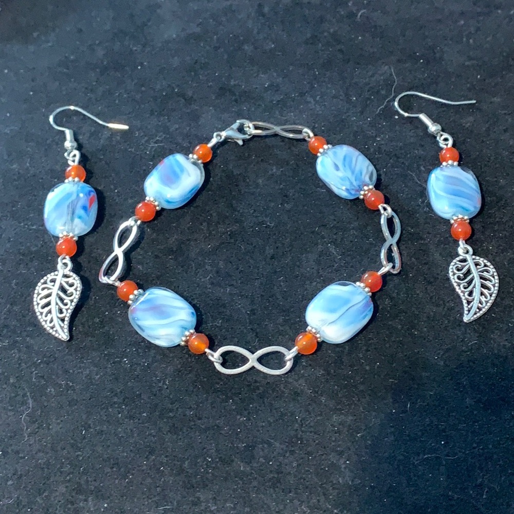21285 Earrings and Bracelet set
